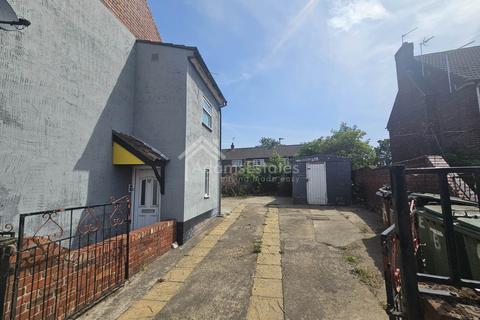5 bedroom block of apartments for sale, Doncaster Road, Knottingley