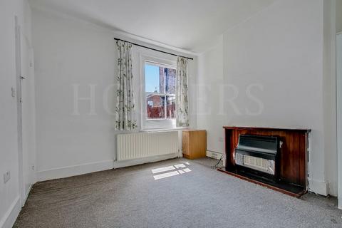 3 bedroom terraced house for sale, Ilex Road, London, NW10