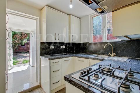 3 bedroom terraced house for sale, Ilex Road, London, NW10