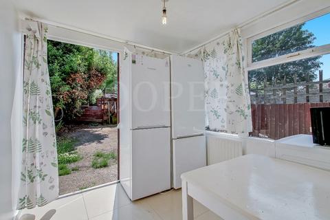 3 bedroom terraced house for sale, Ilex Road, London, NW10