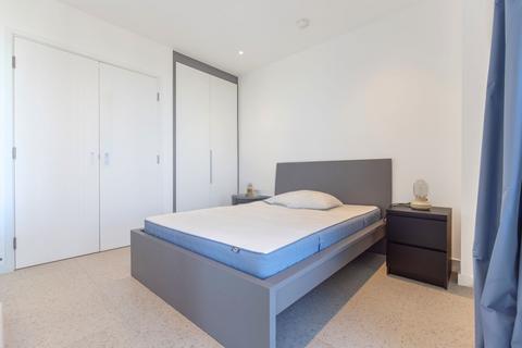 Studio for sale, Jacquard Point, London E1