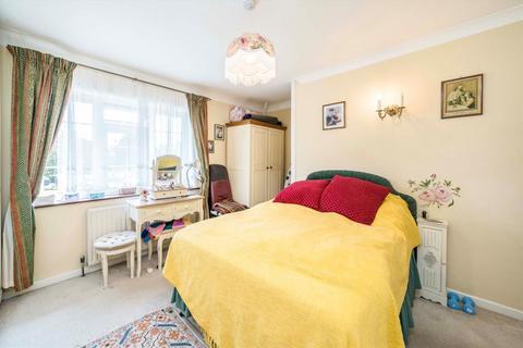 undefined, Westcott Crescent, London W7