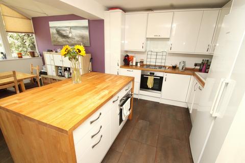 37 Woodley Road, Orpington, BR6 9BN