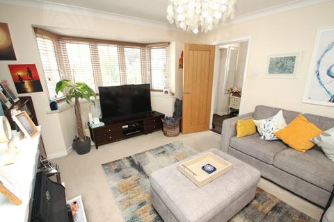37 Woodley Road, Orpington, BR6 9BN