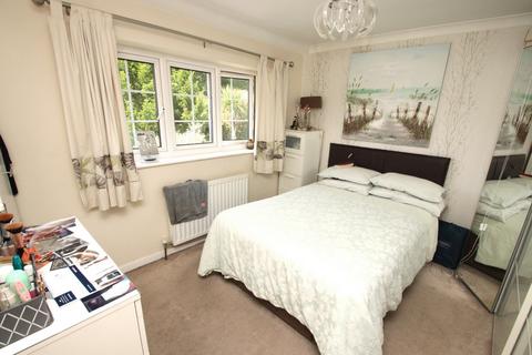 37 Woodley Road, Orpington, BR6 9BN