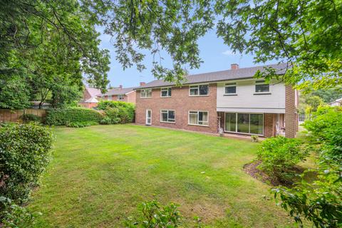 5 bedroom detached house for sale, Howards Thicket, Gerrards Cross, Buckinghamshire, SL9