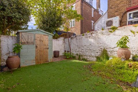 2 bedroom apartment to rent, Goldsmid Road, Hove