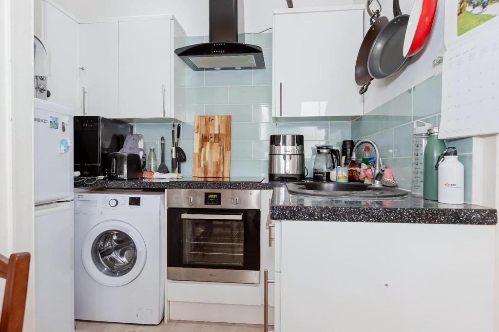 Apartment in Brighton, Brunswick - View 5