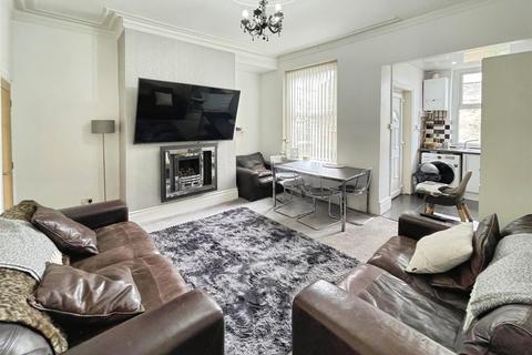 5 Hall Road, Bradford, BD2 2DP
