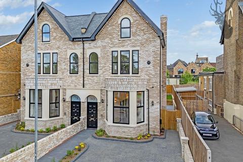 5 bedroom semi-detached house for sale, Palmerston Road, Buckhurst Hill