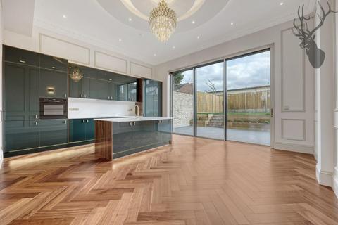 5 bedroom semi-detached house for sale, Palmerston Road, Buckhurst Hill