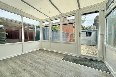 64 Fleming Way, Exeter, EX2 4TP