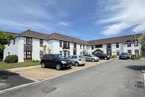 1, Chisholme Court Chisholme Close, St Austell, PL25 4UG