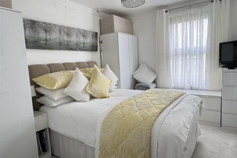 1, Chisholme Court Chisholme Close, St Austell, PL25 4UG