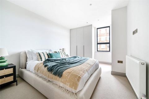 undefined, Lynwood Close, London, E18