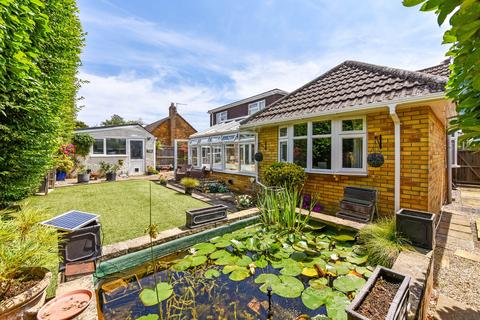 4 bedroom chalet for sale, SOUTH ROAD, HORNDEAN