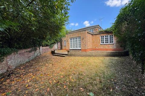 5 bedroom detached house for sale, The Common, Stanmore HA7