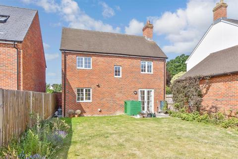 13 Fuggle Drive, Tenterden, TN30 6FJ