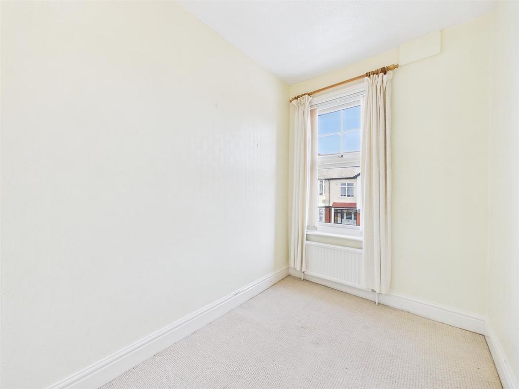 Bedroom:
