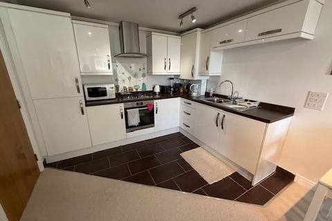 2 bedroom flat to rent, Southbourne Road, Bournemouth, BH6