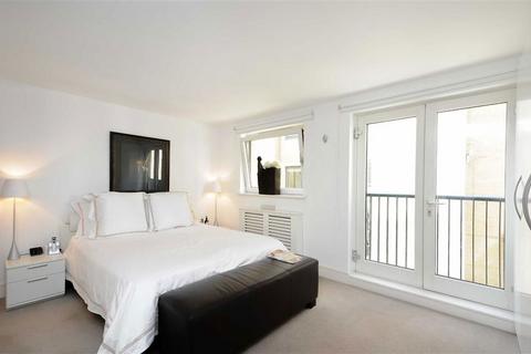 3 bedroom house to rent, Bourlet Close, London W1W