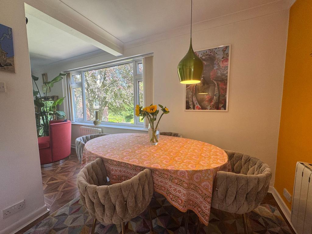 Lounge/Diner
