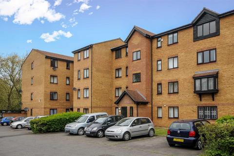 1 bedroom apartment to rent, Grinstead Road, Deptford SE8