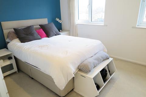 1 bedroom apartment to rent, Grinstead Road, Deptford SE8