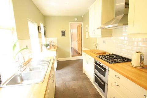 3 bedroom terraced house for sale, Grosvenor Road, Harborne, Birmingham, B17