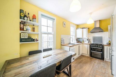 3 bedroom maisonette for sale, Lyham Road, London SW2