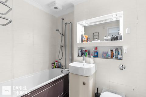92 Osprey Road, Waltham Abbey, EN9 3TY
