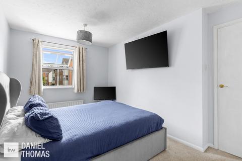 92 Osprey Road, Waltham Abbey, EN9 3TY