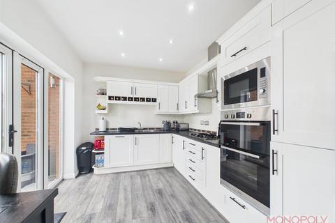 4 bedroom detached house for sale, Summerhill Park, Wrexham