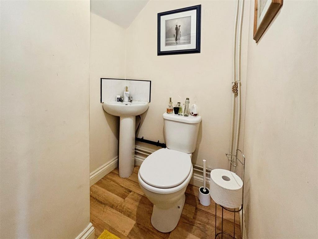 Ground Floor WC