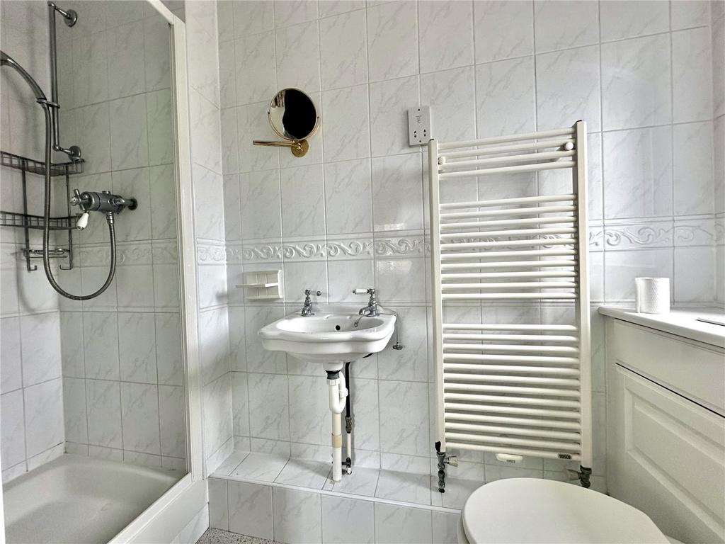 Ensuite