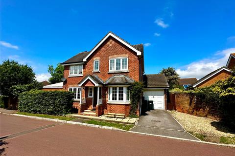 3 bedroom detached house for sale, Vitre Gardens, Lymington, Hampshire, SO41
