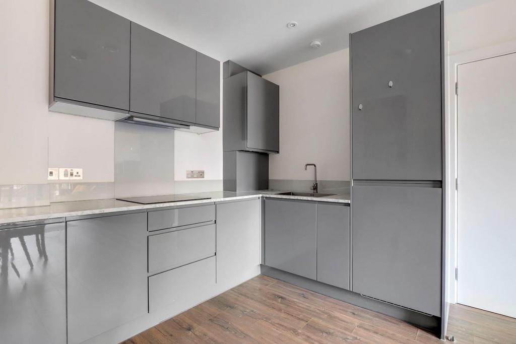 10-d691 JHProp World - 1 Melody Court - 28-medium.jp