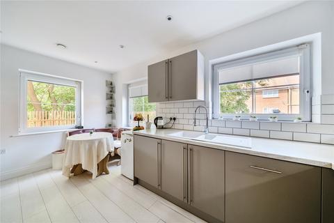 67 Haycroft Road, Surbiton, KT6 5AU