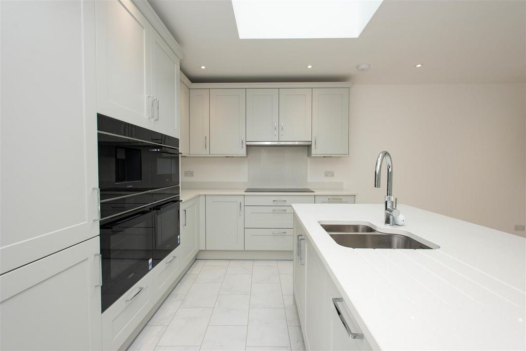 2024.09.24 62 Broomhill Rd, BR6 0 EW-8480.jpg