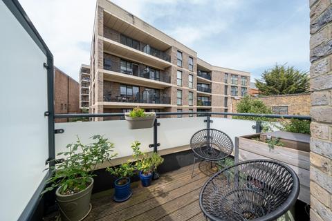 2 bedroom maisonette for sale, Camberwell Road, London, SE5