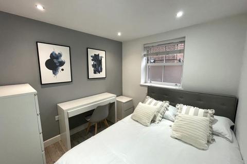 1 bedroom in a house share to rent, Room 3, Fl 1, Priestgate, Peterborough, PE1 1JL