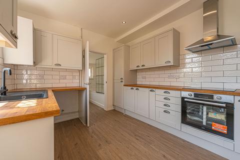 3 bedroom semi-detached house for sale, Commercial Road, Machen, CF83