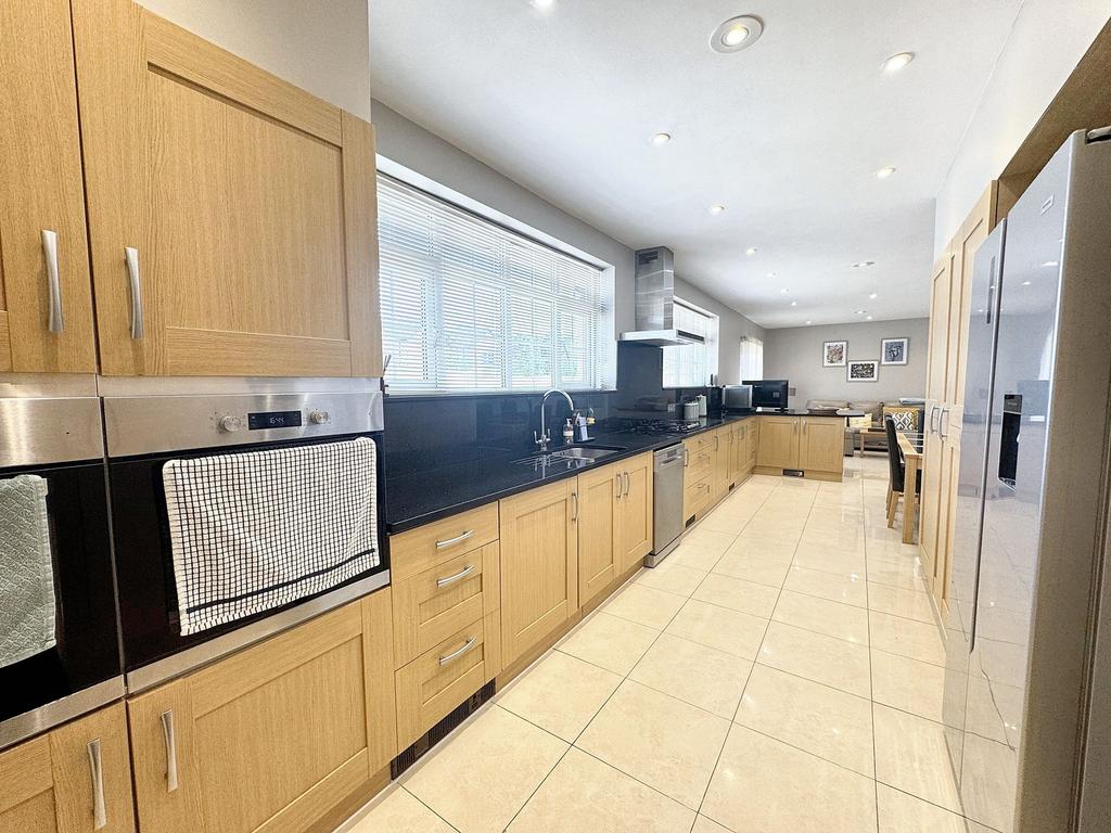 Kitchen/Diner/Snug