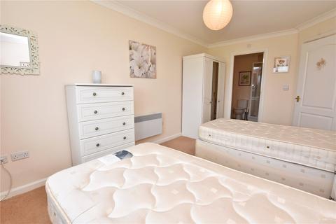 2 bedroom apartment for sale, Newshaw Lane, Hadfield, Glossop, Derbyshire, SK13