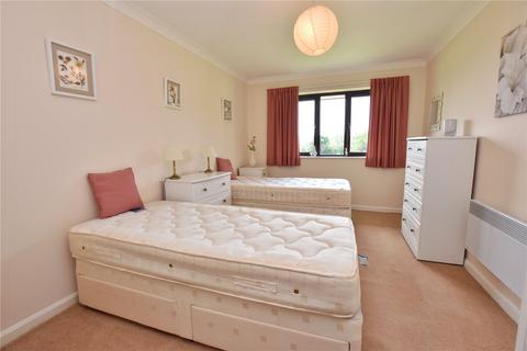 2 bedroom apartment for sale, Newshaw Lane, Hadfield, Glossop, Derbyshire, SK13