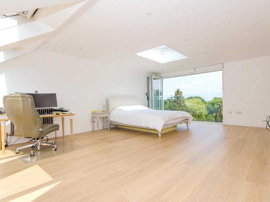 Bedroom 4 A