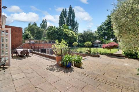 undefined, Winnington Road, London, N2