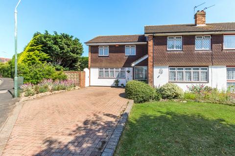 72 Harman Drive, Sidcup, DA15 8LY