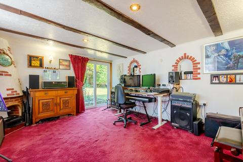 72 Harman Drive, Sidcup, DA15 8LY