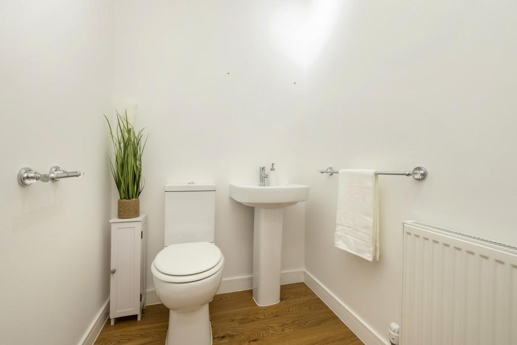 Cloakroom/WC